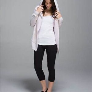 VGUC Lululemon Cabin Yogi Wrap - 6